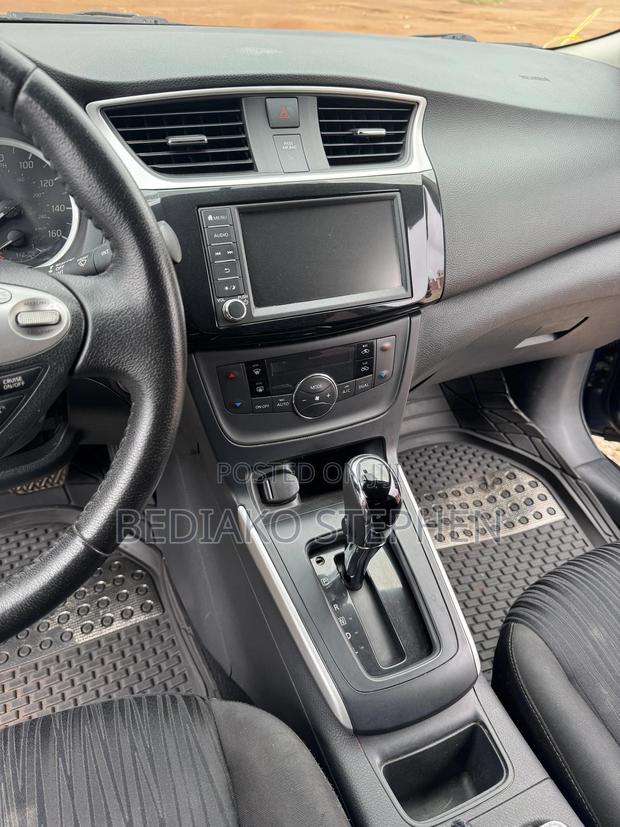 Nissan Sentra SV 2019 Blue