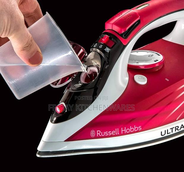 Russell Hobbs Ultra Steam Iron photo 2