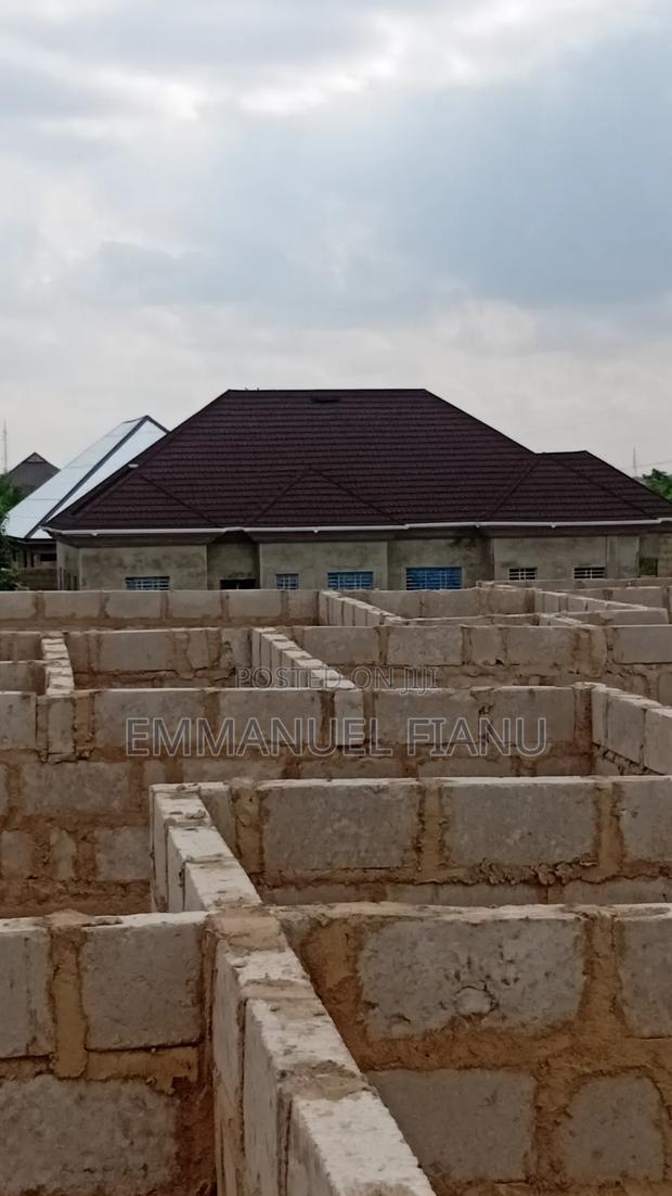 Expert Carpenter Roofing Available · Photo 2
