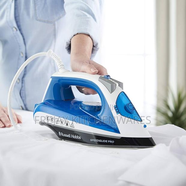 Russell Hobbs Speed Glide Steam Iron