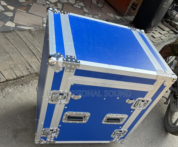 Amp Rack 14u 3doors(Blue) · Photo 4