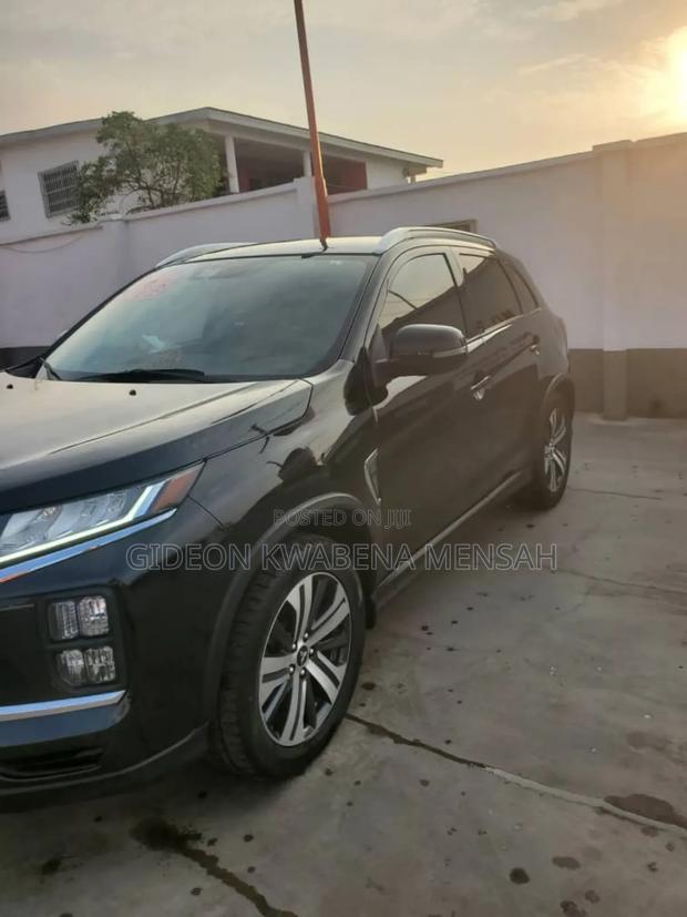 Mitsubishi Outlander Sport SE 2021 Black photo 11