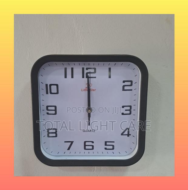 Littlestar Analog Clock · Photo 3
