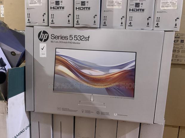 Hp 32” Monitor · Photo 3