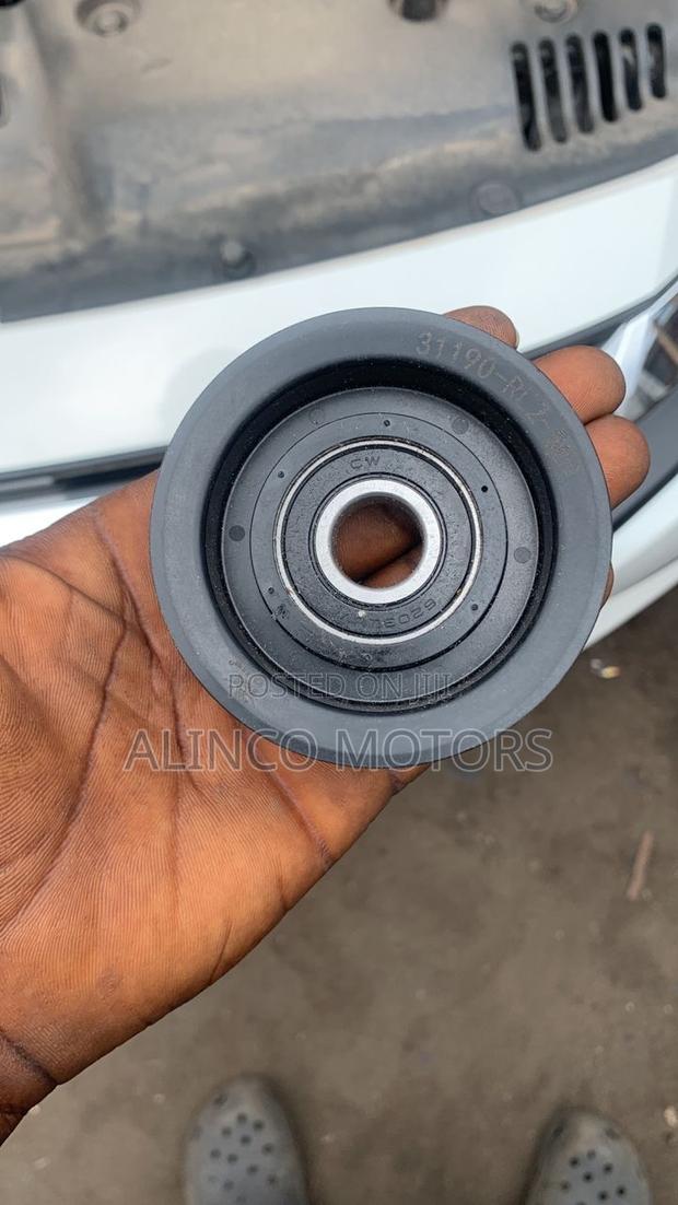 Honda Civic Belt Roller photo 4