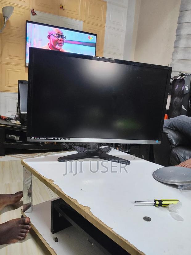 32inchs Aoc Uhd Monitor 60hz Inbuilt Speakers · Photo 4
