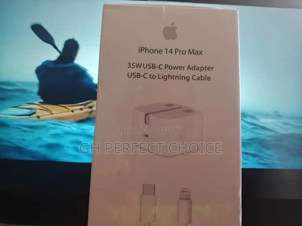 Authentic iPhone Type C Fast Charger · Photo 1