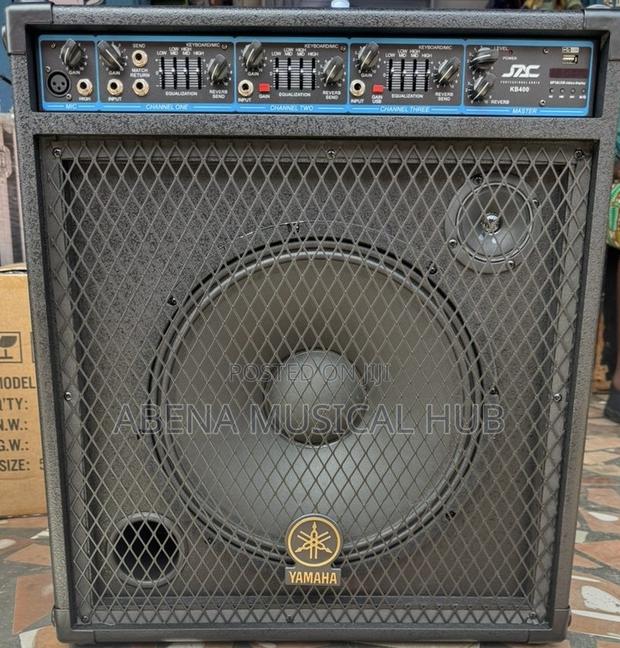 Yamaha Ba500 Bass Combo · Photo 2