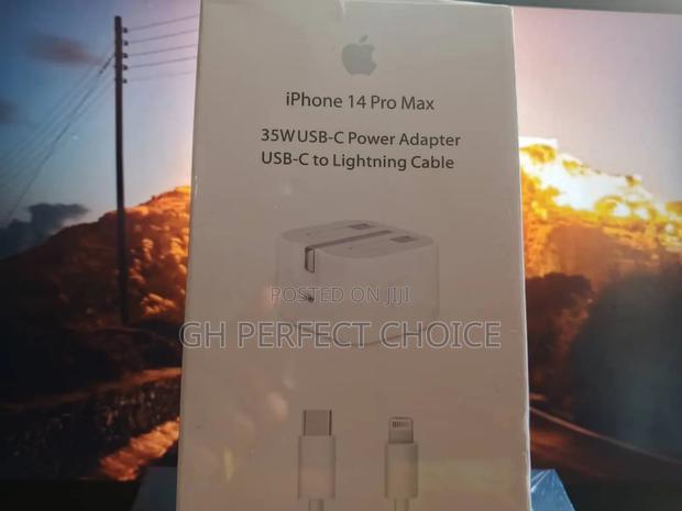 Chargerflow Fast Charging iPhone Type C Charger · Photo 1