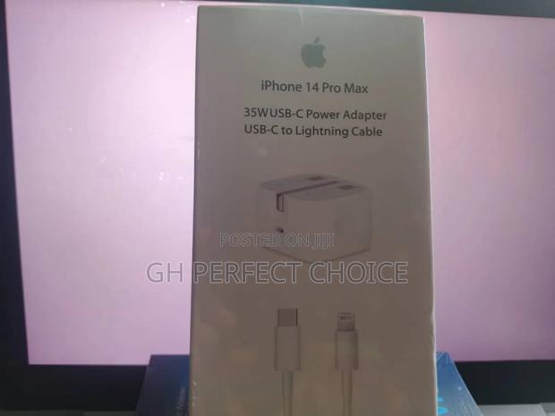 Ampup iPhone Fast Charging Type C Charger · Photo 1