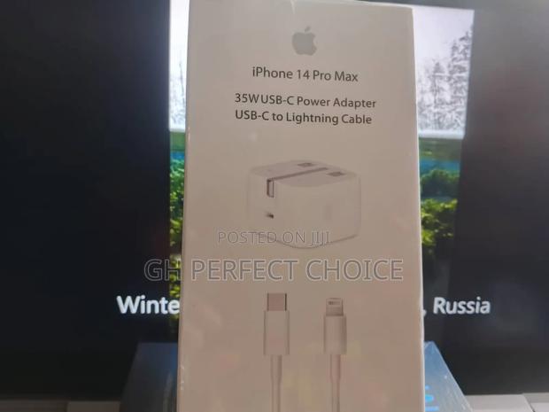 Powerzone iPhone Type C Charger · Photo 1