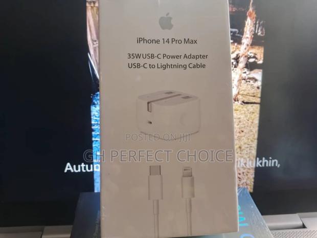 Powerzone Fast Charging iPhone Type C Charger · Photo 2