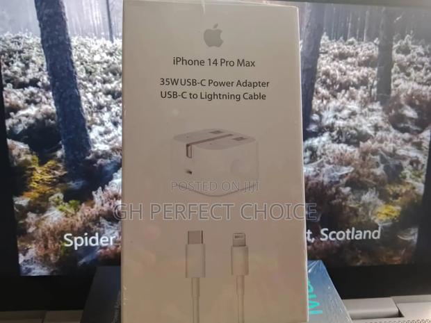 Turbocharge Fast Charging iPhone Type C Charger · Photo 1