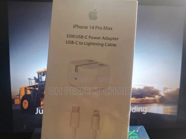Chargemaster iPhone Type C Fast Charger · Photo 1