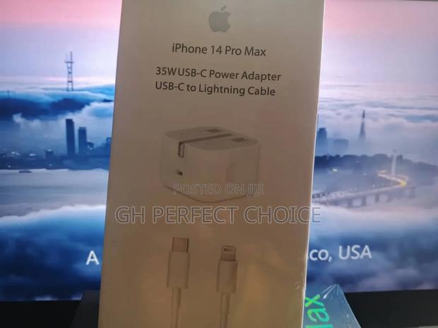 Chargemaster iPhone Type C Fast Charger · Photo 2