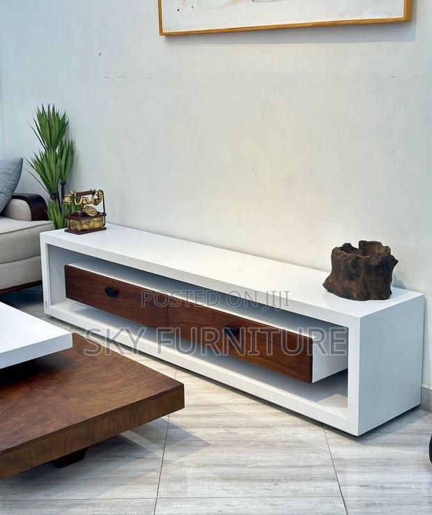 Artisan Tv Stand · Photo 2