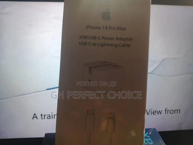 Chargify iPhone Type C Fast Charger · Photo 2
