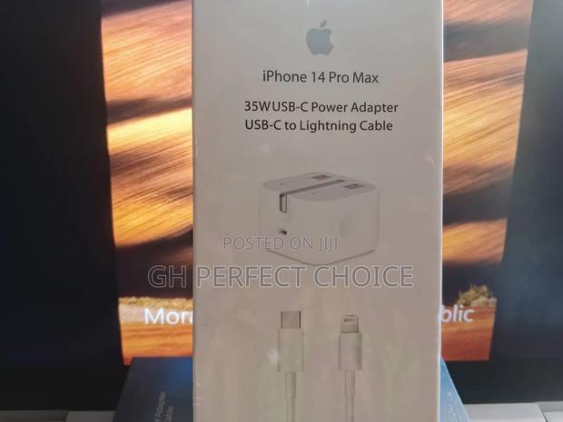 Iboost Fast Charging Type C iPhone Charger · Photo 1