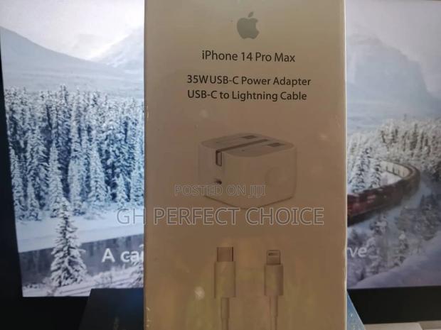 Icharge Fast Charging iPhone Type C Charger · Photo 1