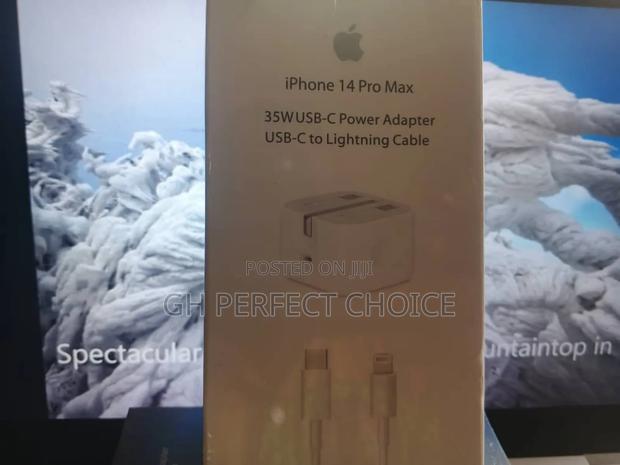 Icharge Fast Charging iPhone Type C Charger · Photo 2