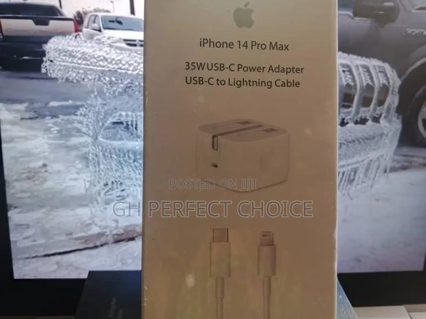 Zaptec Fast Charging iPhone Type C Charger · Photo 1