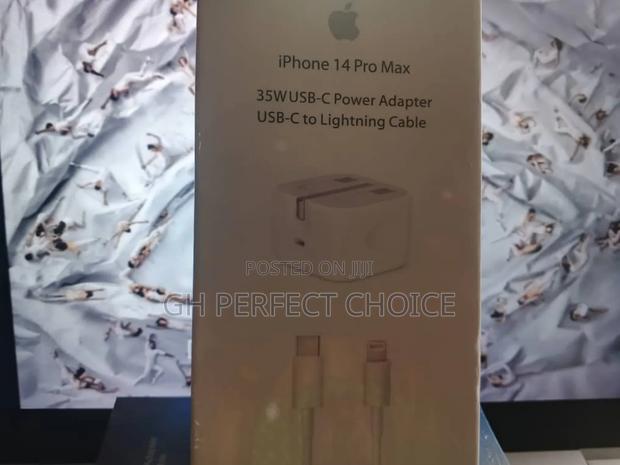 Zaptec Fast Charging iPhone Type C Charger · Photo 2
