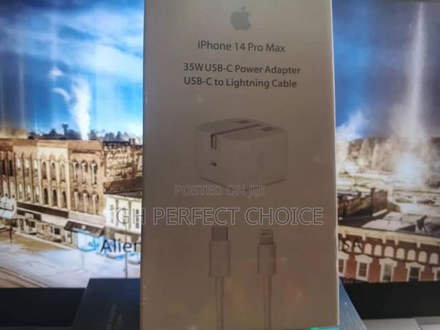 Quickcharge Pro Fast Charging iPhone Type C Charger · Photo 2