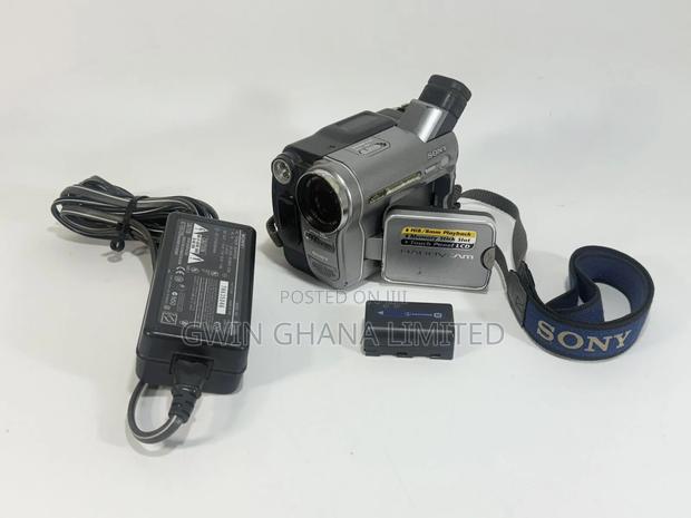 Sony Handycam Trv280 Camcorder Dual Sd Card/Casset Storage photo 9
