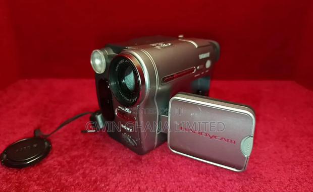 Sony Handycam Trv280 Camcorder Dual Sd Card/Casset Storage photo 10