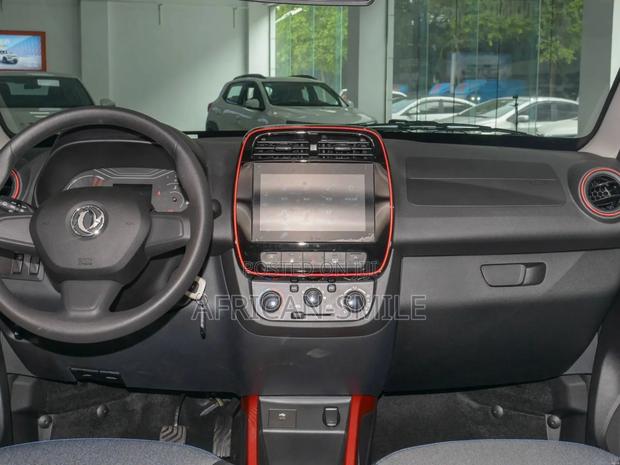 Dongfeng EV EX1 33 kW FWD 2022 Blue photo 7