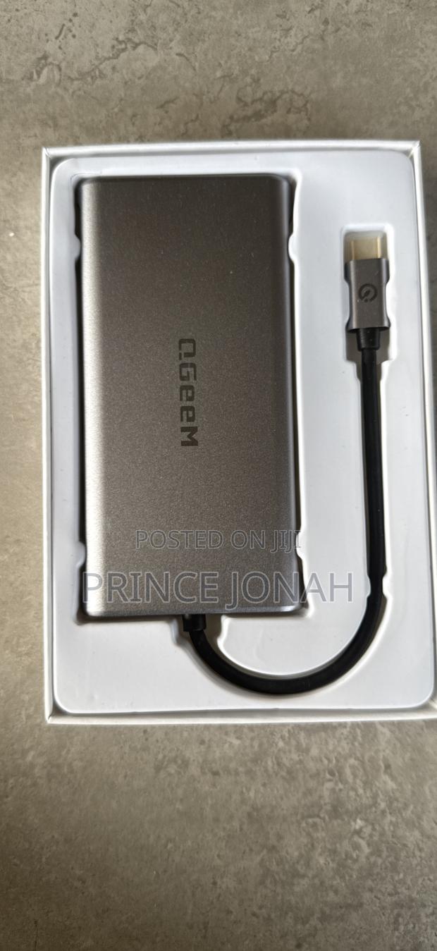 Usb C Docking Station, Qgeem 12 in 1 Triple Display Hub photo 3