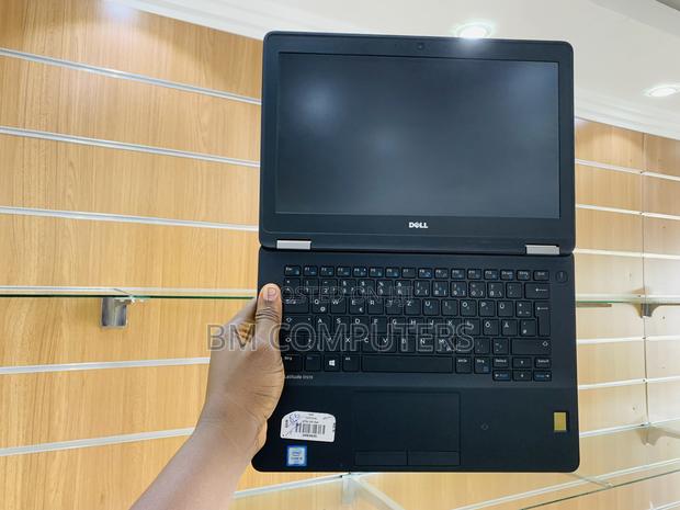 Laptop Dell Latitude 12 E7270 8GB Intel Core i5 SSD 256GB photo 2