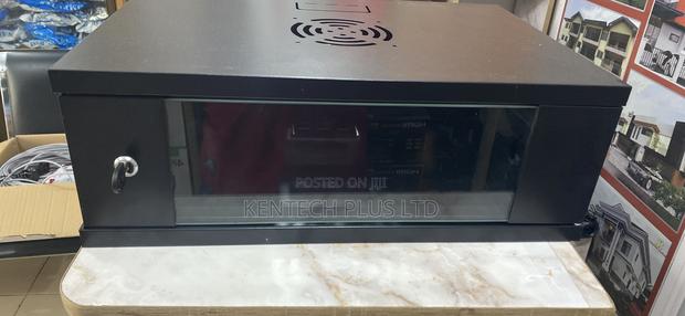 3u Cabinet/Rack · Photo 4