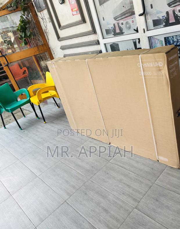 Most Beautiful Made Samsung 75du7000 75” Smart Tv · Photo 3