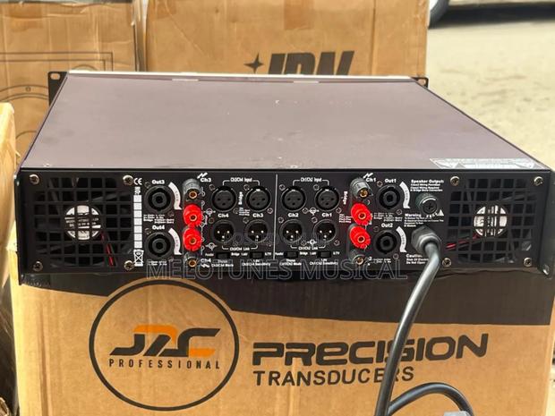 Electro-Voice (Ev) Tc9850 4in1 Midrange Power Amplifier · Photo 4