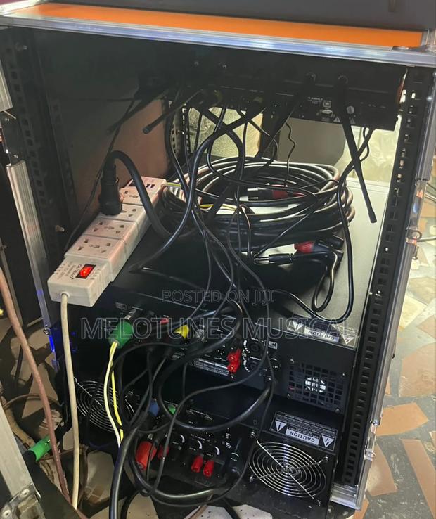Full Set of Complete Rack for Speakers · Photo 4