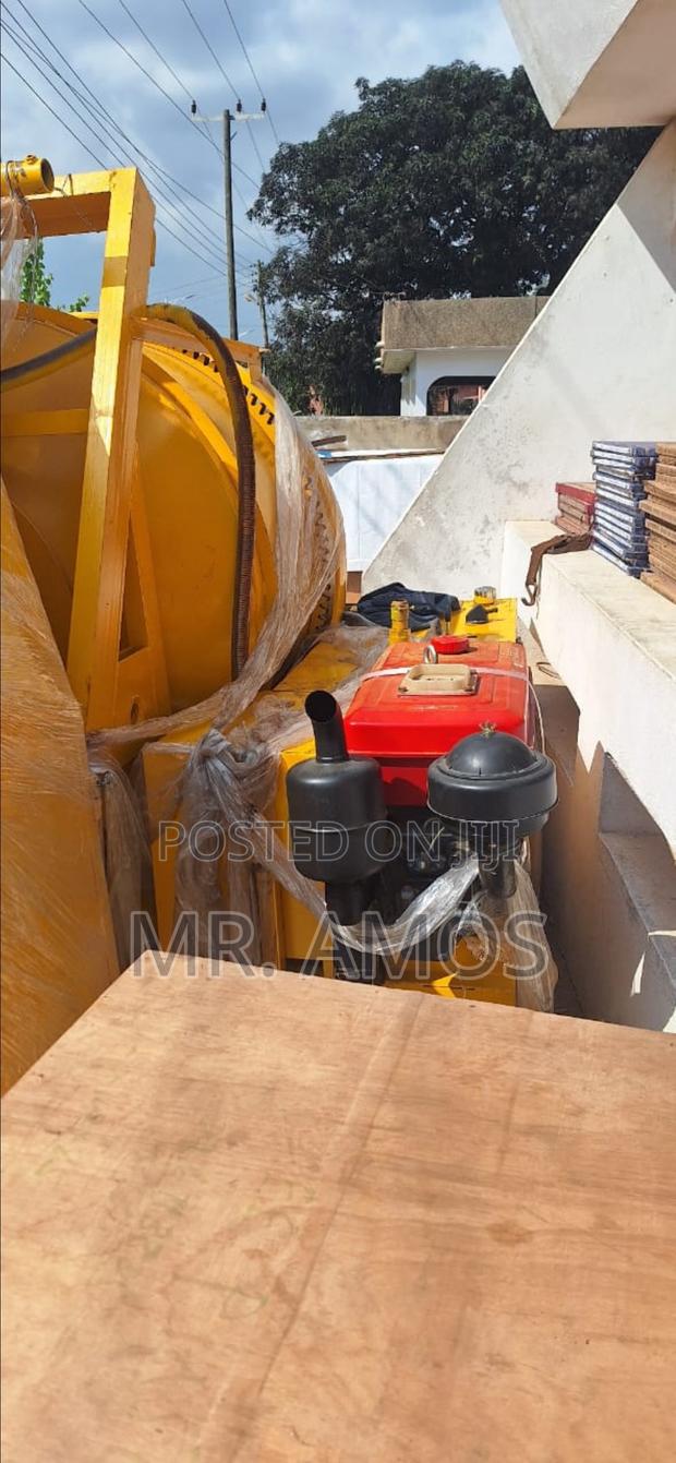 Jzc500 Portable Diesel Concrete Mixer Machine photo 3
