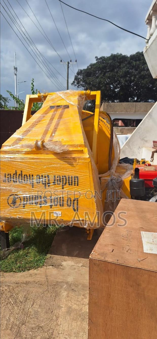 Jzc500 Portable Diesel Concrete Mixer Machine photo 4