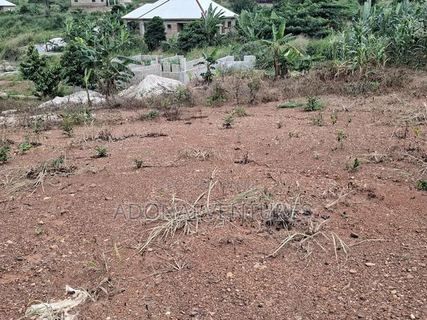 Half Plot of Land for Sale in Sokoban Konkorl · Photo 1