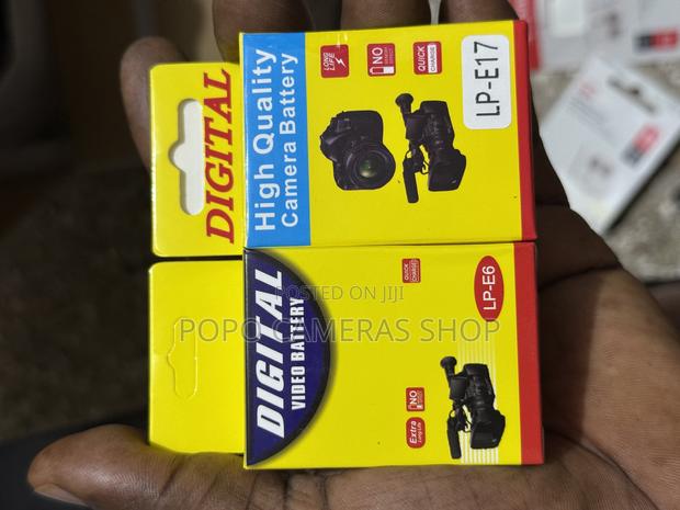 Lp -E6 and E17 Batteries · Photo 4
