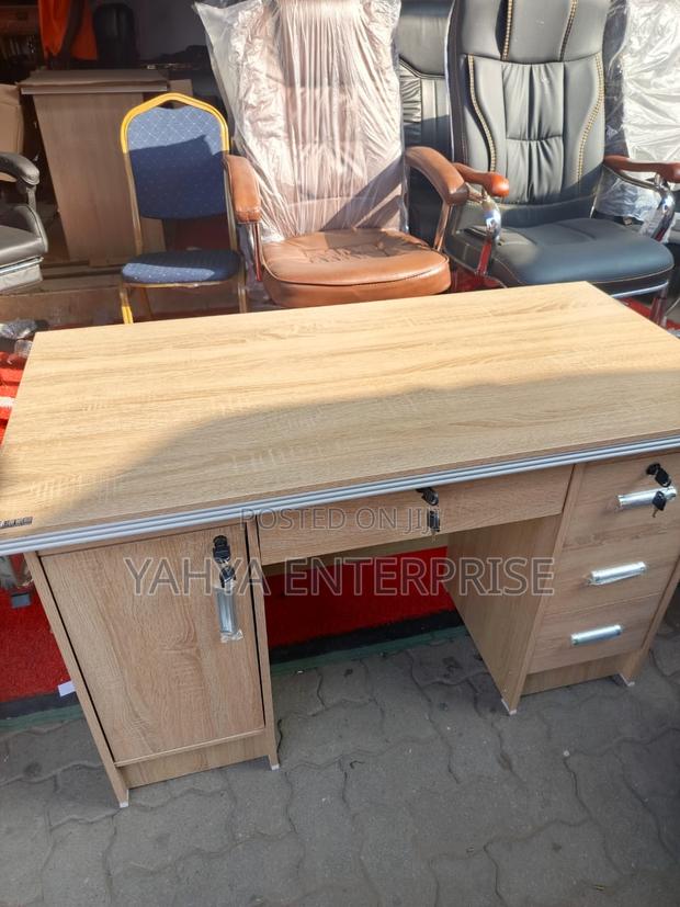 1.2 Office Desk · Photo 2