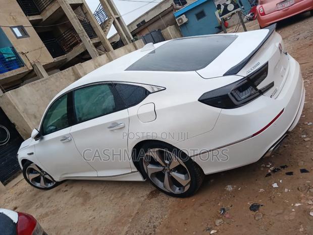 Honda Accord EX-L (1.5L 4cyl Turbo CVT) 2019 White