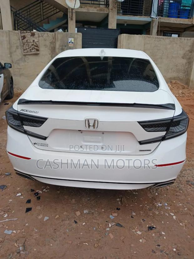 Honda Accord EX-L (1.5L 4cyl Turbo CVT) 2019 White