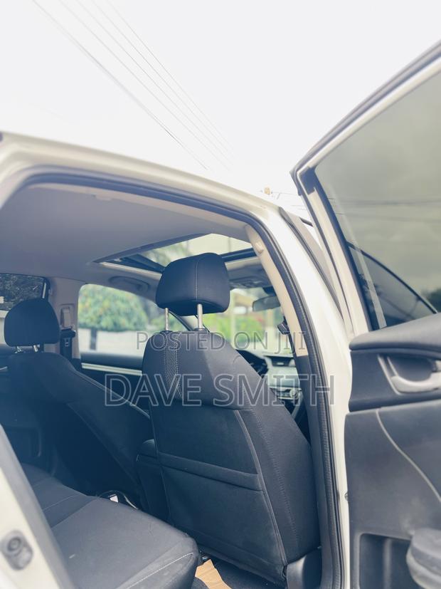 Honda Civic EX 4dr Sedan (2.0L 4cyl) 2017 White