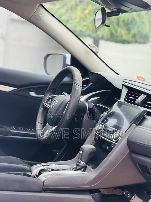 Honda Civic EX 4dr Sedan (2.0L 4cyl) 2017 White