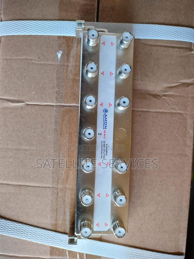 Signal Amplifier and Splitter photo 19