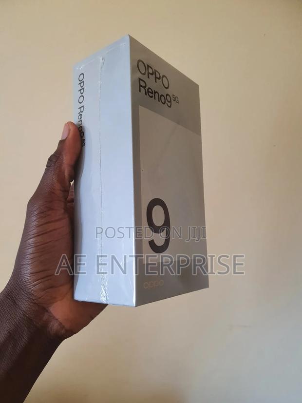 New Oppo Reno9 512 GB Gold photo 3
