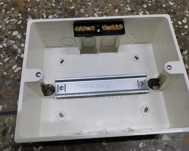 Breaker Box 7-9way photo 2