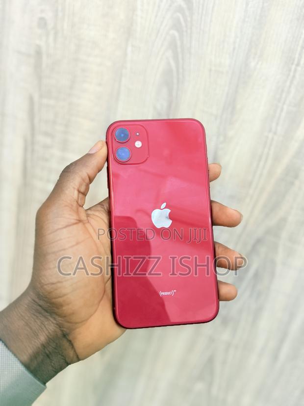 Apple iPhone 11 128 GB Red photo 2