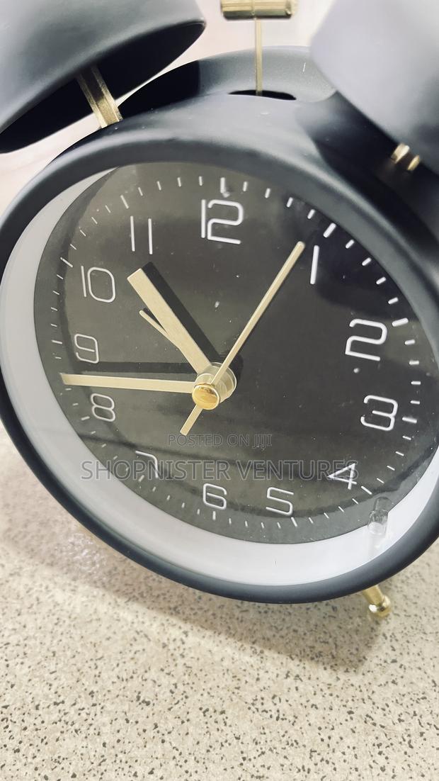 Desk Alarm Clock Black photo 6